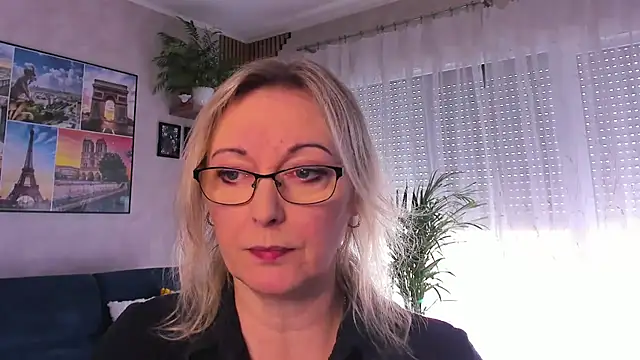 Snapshot of vanessa_chat chatting on 16, 4, 2026 vanessa chat online show from 16, 4, 2026