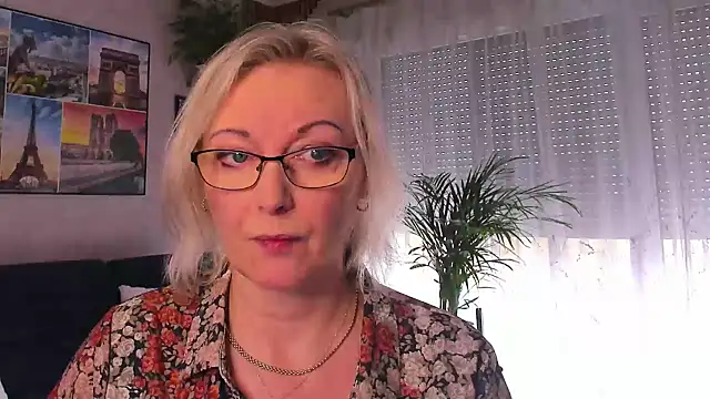 Snapshot of vanessa_chat chatting on 20, 4, 2026 vanessa chat online show from 20, 4, 2026