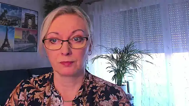 Snapshot of vanessa_chat chatting on 21, 4, 2026 vanessa chat online show from 21, 4, 2026