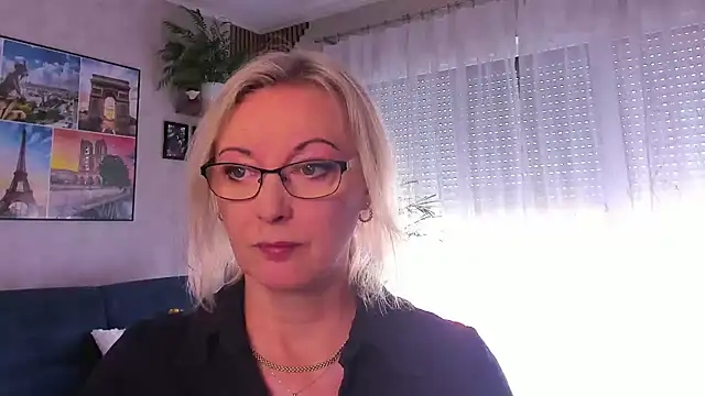 Snapshot of vanessa_chat chatting on 4, 5, 2026 vanessa chat online show from 4, 5, 2026