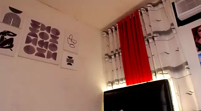 Snapshot of Alluring_Lordess chatting on 15, 12, 2024 Alluring Lordess online show from 15, 12, 2024