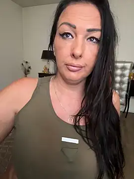 TiffanyRoxx online show from 19, 11, 2025