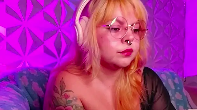 Snapshot of Satyn_doll chatting on 24, 9, 2025 Satyn doll online show from 24, 9, 2025