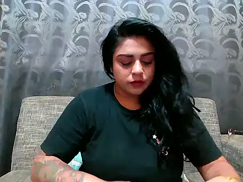 indianishkq7 online show from 2, 2, 2025