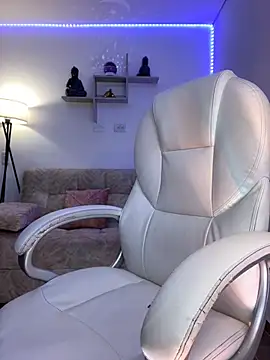 Snapshot of milly_cruz chatting on 11, 9, 2025 milly cruz online show from 11, 9, 2025