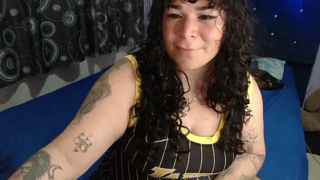Snapshot of ANGELIQUE_KLANE chatting on 2, 7, 2026 ANGELIQUE KLANE online show from 2, 7, 2026
