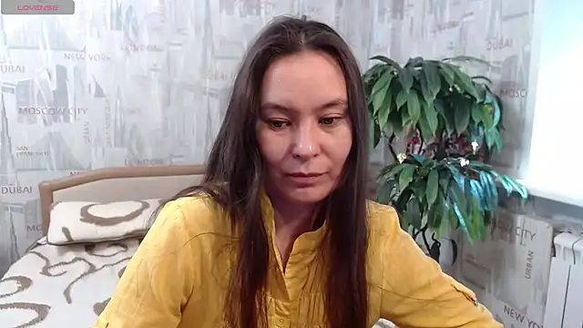 Snapshot of GinaQSoul chatting on 17, 6, 2026 GinaQSoul online show from 17, 6, 2026
