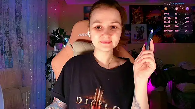 GoodWitch  online show from 18, 12, 2025