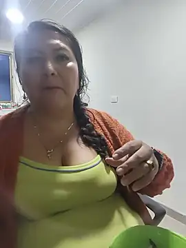 Snapshot of Brenda_Berck_ chatting on 27, 5, 2026 Brenda Berck online show from 27, 5, 2026