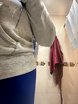 Fancyxlove online show from 1, 11, 2025