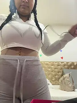 Fancyxlove online show from 13, 7, 2026