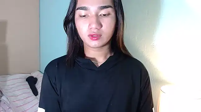 Snapshot of CasandraDiaz chatting on 21, 2, 2025 CasandraDiaz online show from 21, 2, 2025