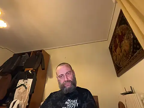 Snapshot of SsdobermannsS chatting on 2, 6, 2026 SsdobermannsS online show from 2, 6, 2026