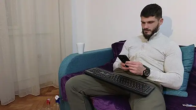 Snapshot of MauroTwin chatting on 20, 12, 2024 MauroTwin online show from 20, 12, 2024