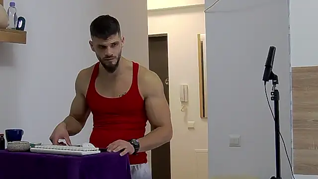 Snapshot of MauroTwin chatting on 15, 1, 2025 MauroTwin online show from 15, 1, 2025