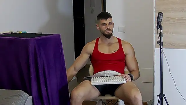 Snapshot of MauroTwin chatting on 15, 1, 2025 MauroTwin online show from 15, 1, 2025