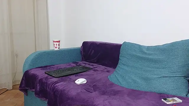 Snapshot of MauroTwin chatting on 21, 2, 2025 MauroTwin online show from 21, 2, 2025