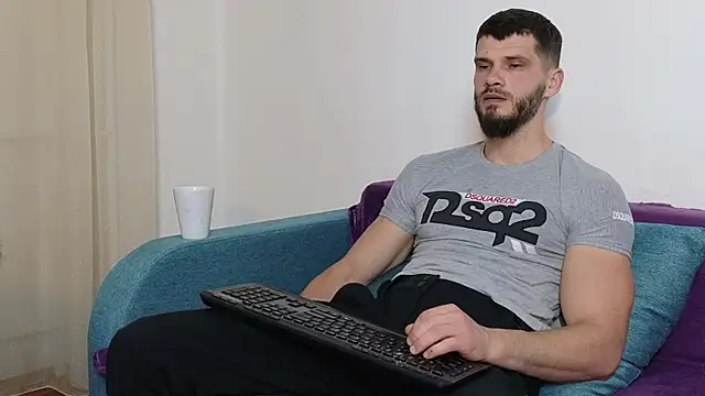 Snapshot of MauroTwin chatting on 14, 3, 2025 MauroTwin online show from 14, 3, 2025