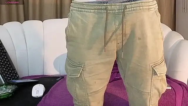 Snapshot of MauroTwin chatting on 15, 9, 2025 MauroTwin online show from 15, 9, 2025