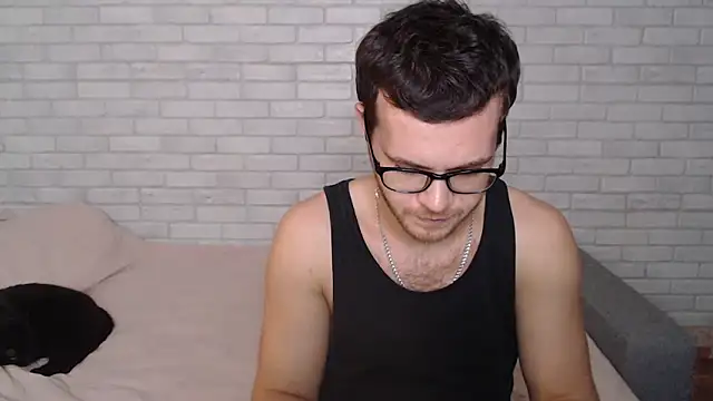 Snapshot of Alexxx_horny chatting on 20, 10, 2025 Alexxx horny online show from 20, 10, 2025