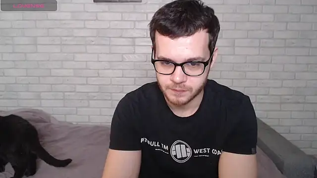 Snapshot of Alexxx_horny chatting on 16, 2, 2026 Alexxx horny online show from 16, 2, 2026