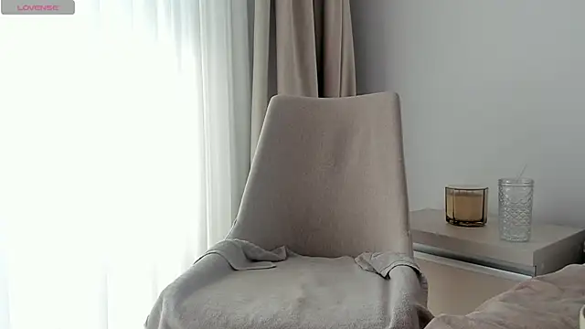 Snapshot of VickyStonee chatting on 3, 5, 2026 VickyStonee online show from 3, 5, 2026