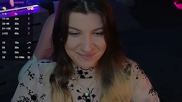 Snapshot of Fairy__Sofia chatting on 6, 11, 2025 Fairy Sofia online show from 6, 11, 2025