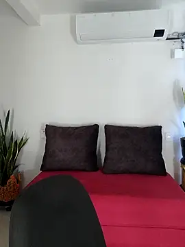 YOURSDEBORA online show from 29, 11, 2025