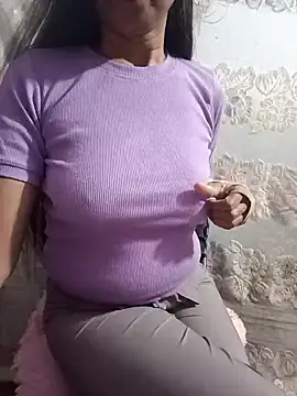 Snapshot of Mini865433 chatting on 6, 12, 2024 Mini865433 online show from 6, 12, 2024