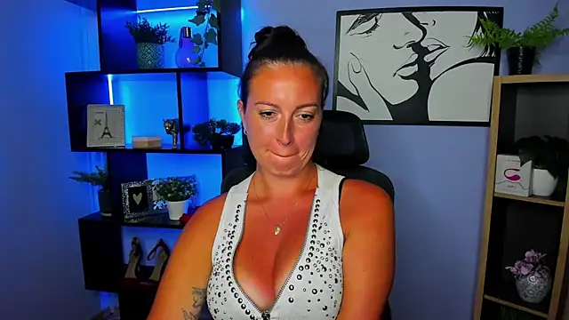 Snapshot of FUN_AMI chatting on 28, 7, 2026 FUN AMI online show from 28, 7, 2026