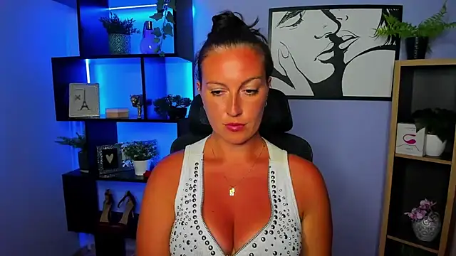 Snapshot of FUN_AMI chatting on 28, 7, 2026 FUN AMI online show from 28, 7, 2026
