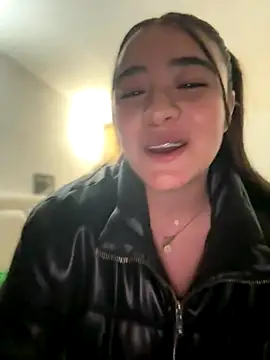 vaneelee online show from 4, 12, 2025