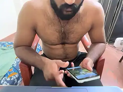 Snapshot of rohithunni123 chatting on 14, 11, 2025 rohithunni123 online show from 14, 11, 2025