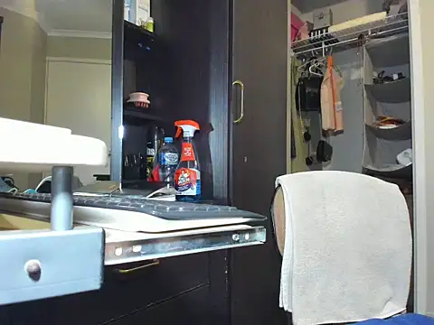 Angelchezcka online show from 3, 4, 2026