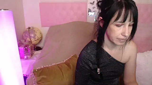 -carla- online show from 12, 3, 2026