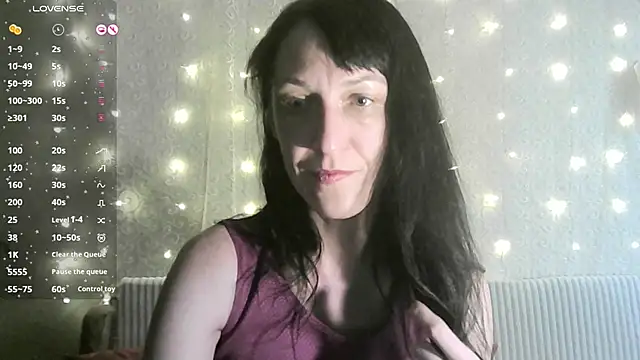 Snapshot of MarieODahliaS chatting on 16, 10, 2025 MarieODahliaS online show from 16, 10, 2025