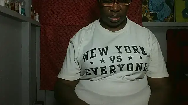 Snapshot of pink69pussy chatting on 21, 4, 2026 pink69pussy online show from 21, 4, 2026