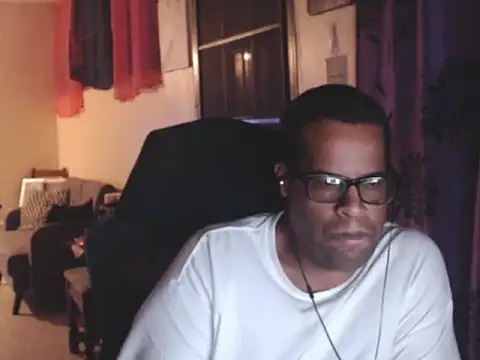 Snapshot of thesugar32 chatting on 23, 10, 2025 thesugar32 online show from 23, 10, 2025