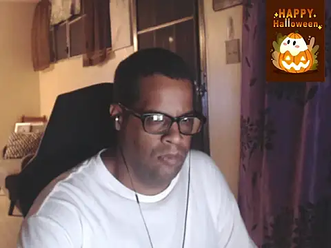 Snapshot of thesugar32 chatting on 30, 10, 2025 thesugar32 online show from 30, 10, 2025