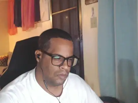 Snapshot of thesugar32 chatting on 28, 2, 2026 thesugar32 online show from 28, 2, 2026