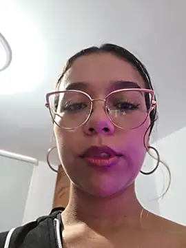 Snapshot of Andrea-Queen chatting on 10, 6, 2026 Andrea-Queen online show from 10, 6, 2026