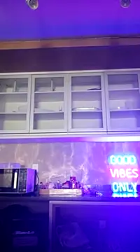 LilliThelo online show from 11, 3, 2025