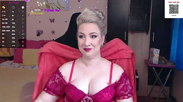 Snapshot of MissLexyGold chatting on 14, 2, 2025 MissLexyGold online show from 14, 2, 2025