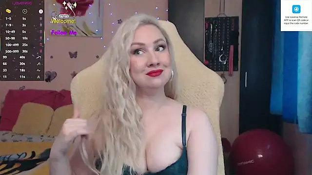 Snapshot of MissLexyGold chatting on 25, 9, 2025 MissLexyGold online show from 25, 9, 2025