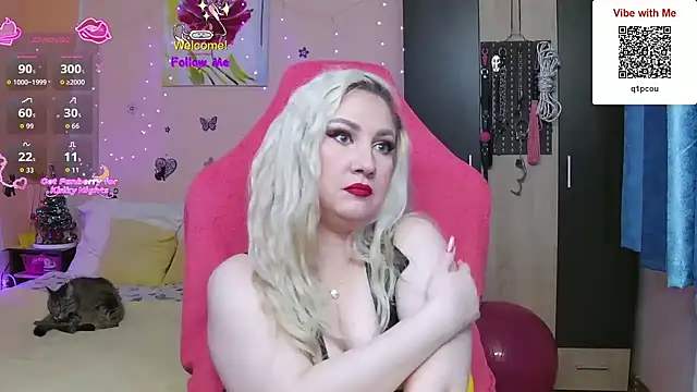 Snapshot of MissLexyGold chatting on 14, 12, 2025 MissLexyGold online show from 14, 12, 2025