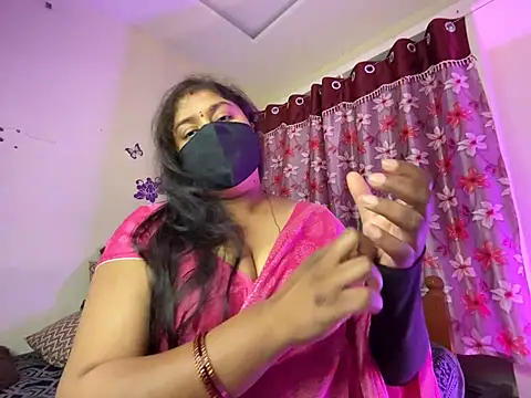 Snapshot of Love_4Sex chatting on 28, 4, 2026 Love 4Sex online show from 28, 4, 2026
