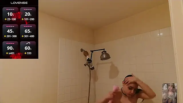 Blondiewithanass online show from 13, 4, 2026