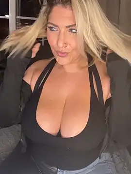 LittleMissEeve online show from 5, 11, 2025