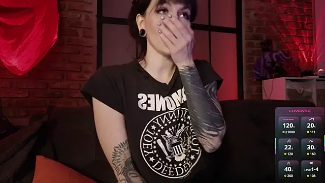 Snapshot of mary_sweet_hart chatting on 11, 11, 2025 mary sweet hart online show from 11, 11, 2025