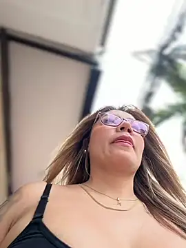 Snapshot of DIANITA_1988 chatting on 20, 7, 2026 DIANITA 1988 online show from 20, 7, 2026